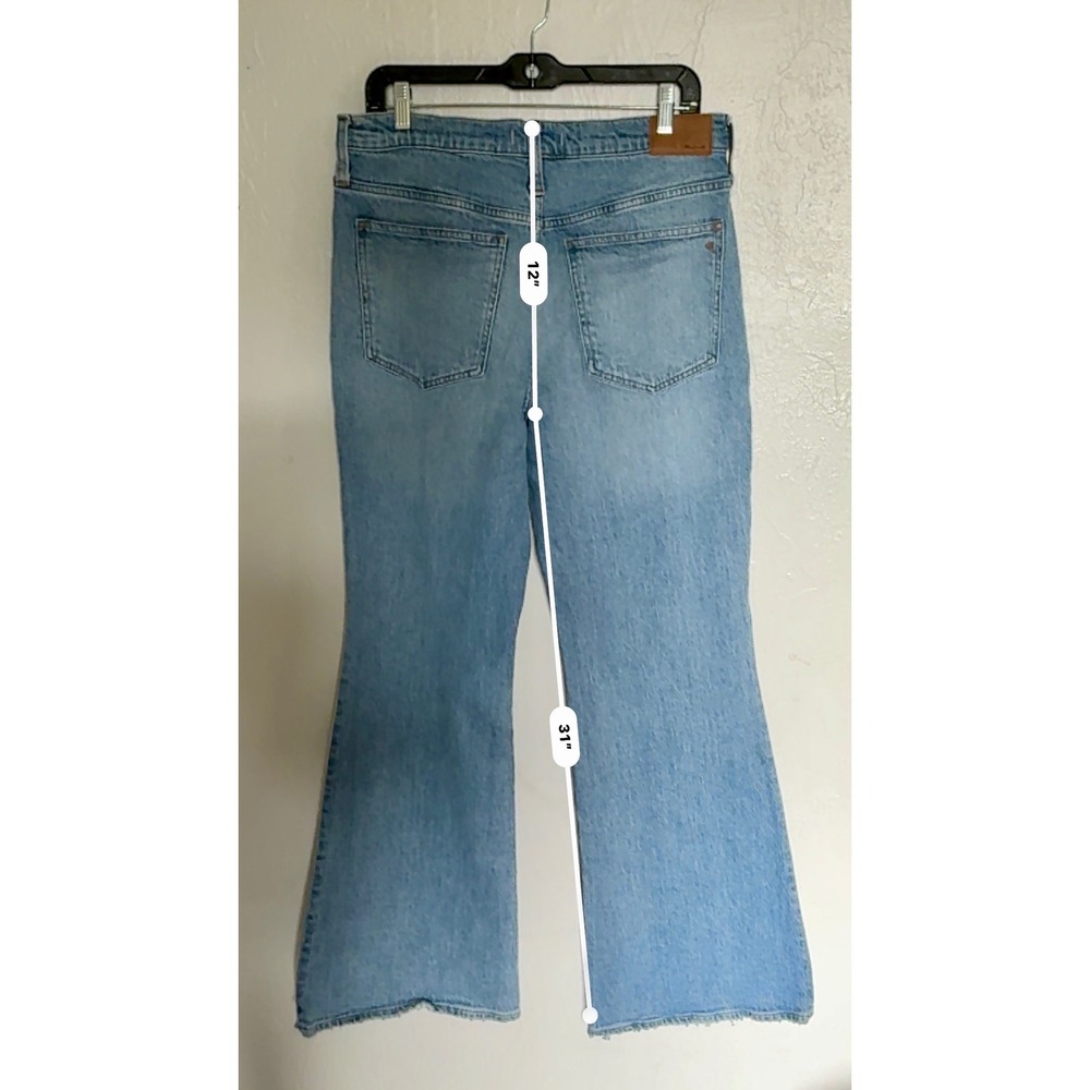 Madewell‎ High Rise Flare Jeans Light Wash Distressed Raw Hem Size 30 - Picture 6 of 9